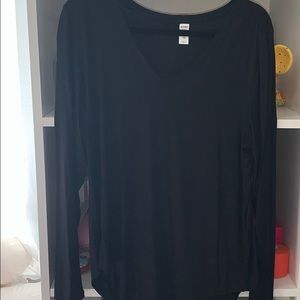 Long sleeved black tee